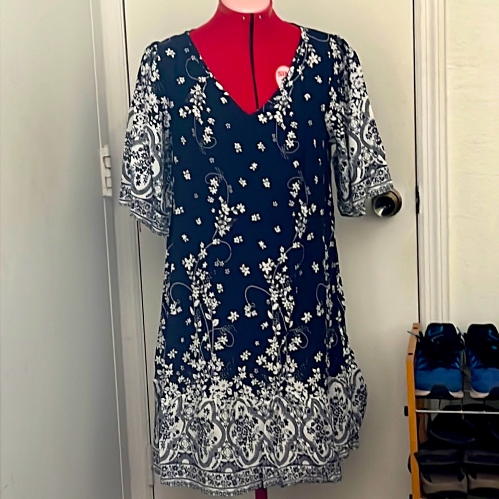 New navy and white floral design dress